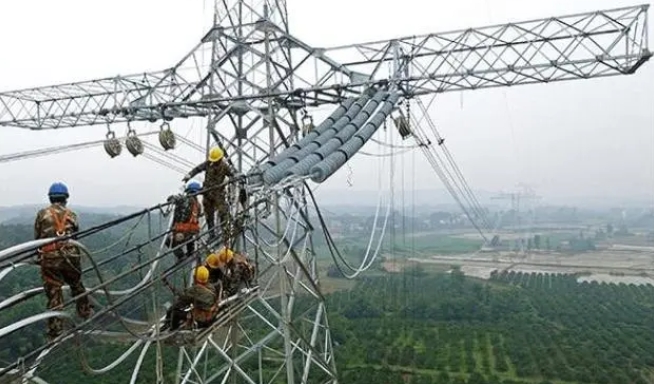 秦皇岛市光缆与电缆：欧孚光电厂家告诉你“光”与“电”的不同秘密